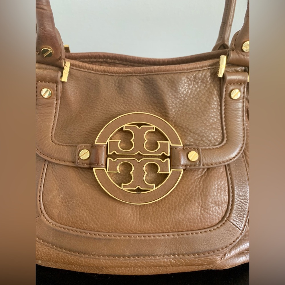 Tory Burch • Amanda Classic Dark Camel Hobo Bag • Purse • Retail $598 - Picture 6 of 15